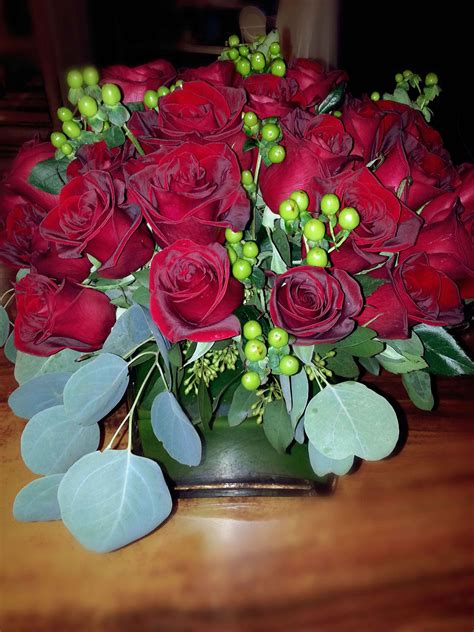 Black magic roses vase arrangement